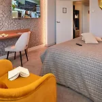 斯涛特尔梅兹特克诺波勒餐厅酒店 4* 梅斯