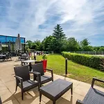 斯涛特尔梅兹特克诺波勒餐厅酒店 梅斯