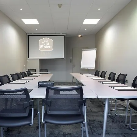 Hotell Western Technopole 4*