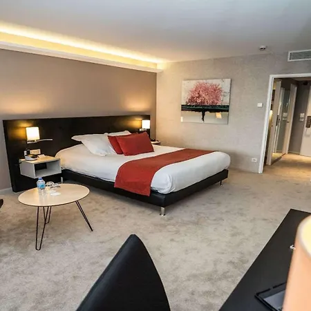 Отель Western Technopole 4*