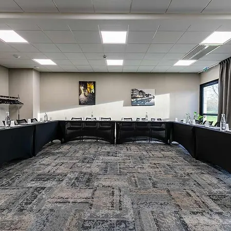 Hotell Western Technopole Metz