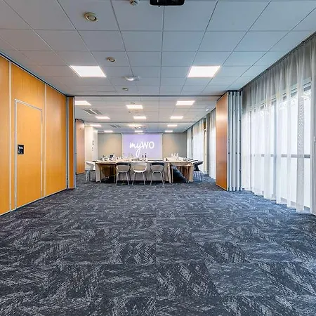 Otel Western Technopole Metz