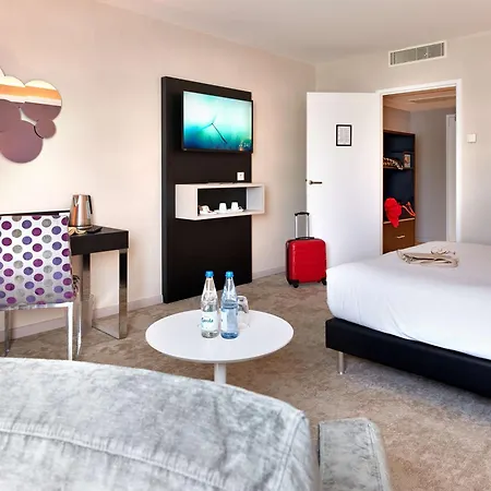 Western Technopole Hotel Metz