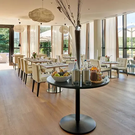 Western Technopole Hotel 4*