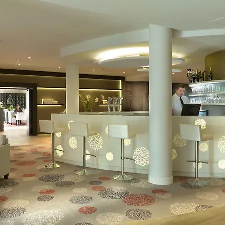 Hotell Western Technopole 4*