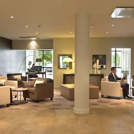 Western Technopole Hotell