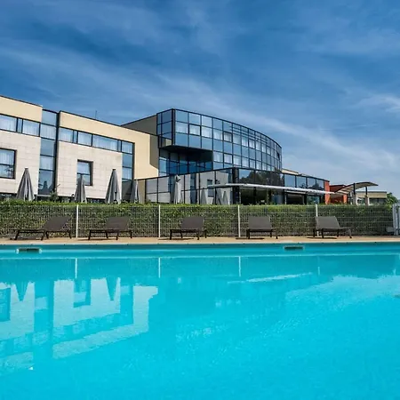 Western Technopole Hotel 4*