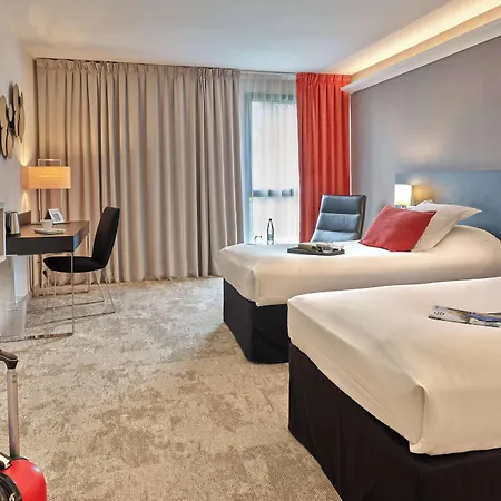Hotel Western Technopole 4*
