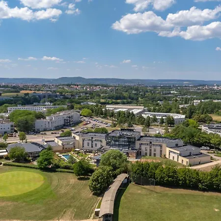 Otel Western Technopole 4*