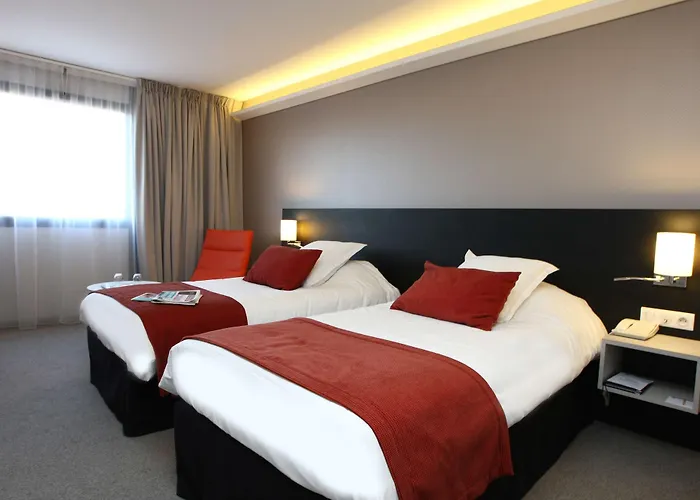 Western Technopole 4*