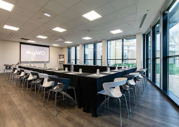 Hotel Western Technopole